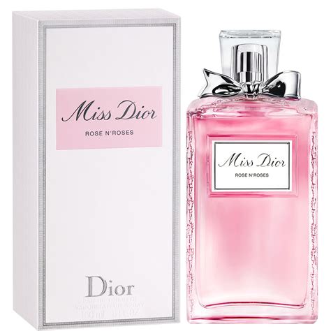 miss dior rose and roses.